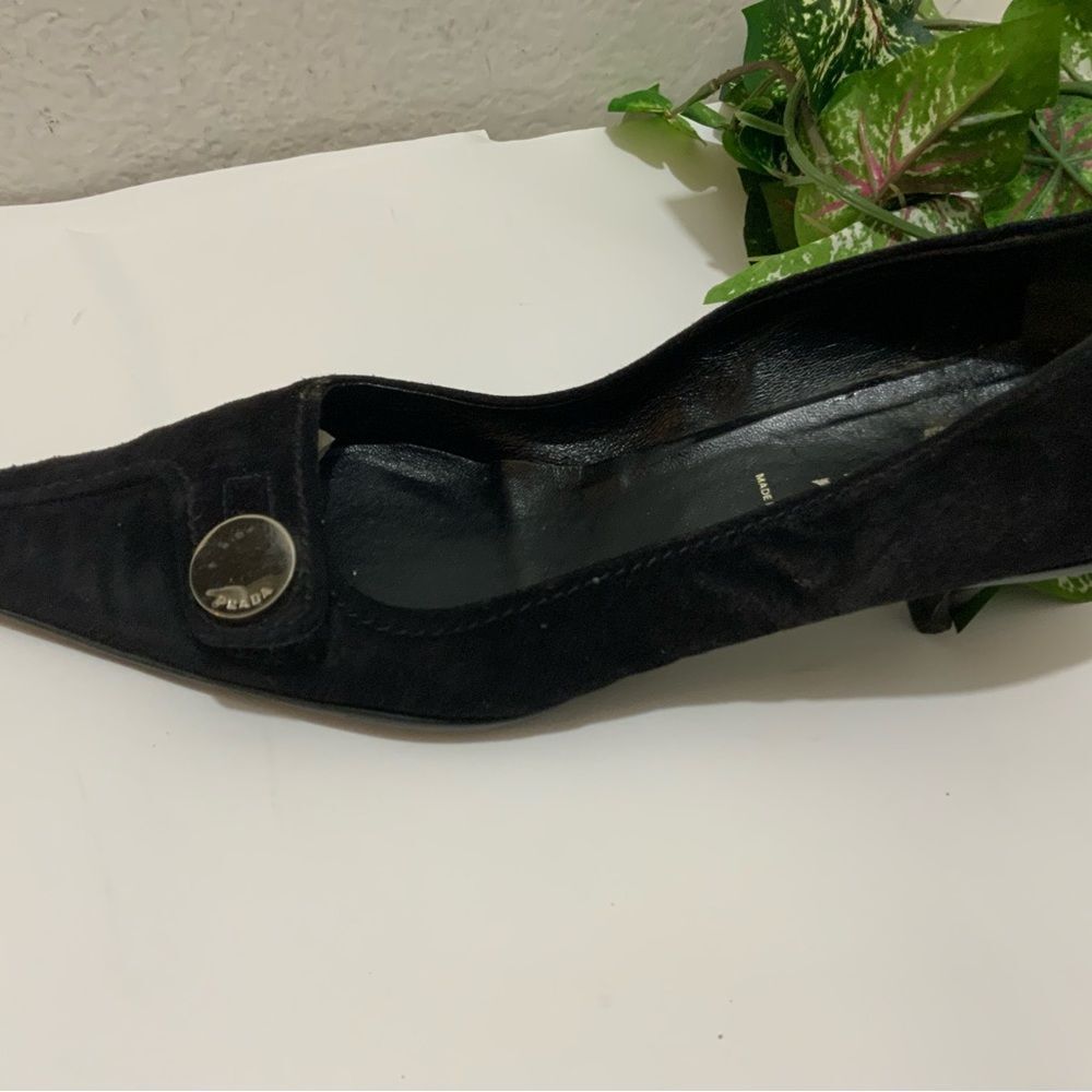 Black Suede Pointed Toe Pump with Decorative Medallion